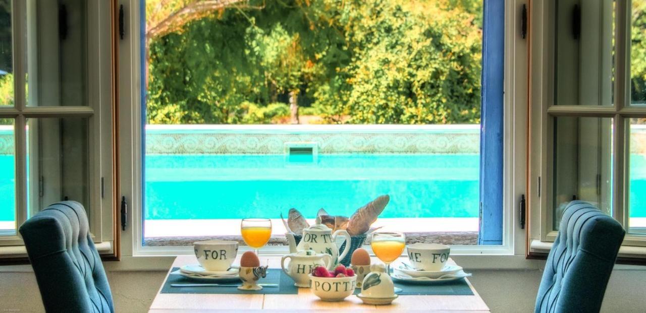 スイヤック Le Prieure Bed & Breakfast エクステリア 写真